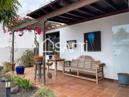 Local comercial en venta en San Bartolomé photo 0