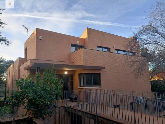 Chalet en venta en Cáceres, CERES GOLF photo 0