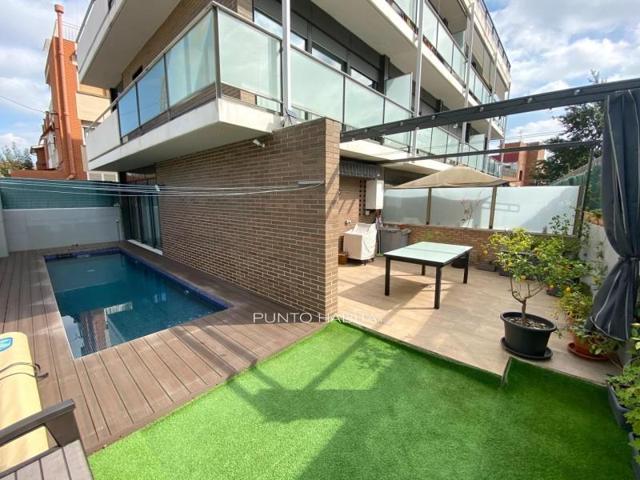 Piso en venta en Cerdanyola del Vallès, CANALETES photo 0