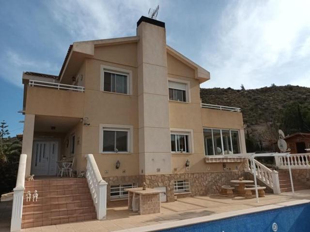 Chalet en venta en Busot, Bonalba photo 0