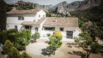 Chalet en venta en Guadalest, Calle Aitana, 03517 photo 0