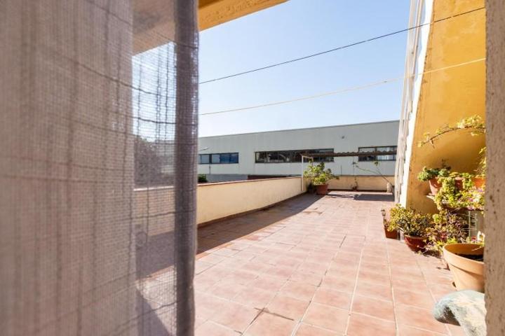Casa en venta en Sabadell, Covadonga photo 0