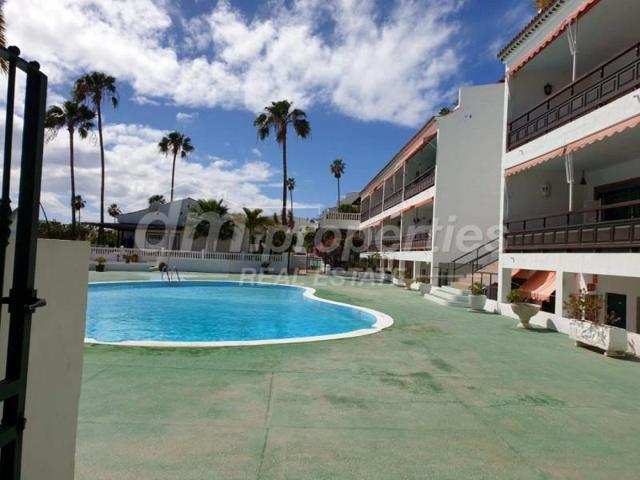 Apartamento en venta en Arona, Los Cristianos photo 0