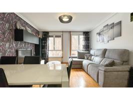 Piso en venta en Zumaia photo 0