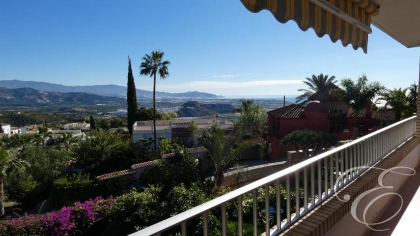 Chalet en venta en Salobreña, Salobreña photo 0