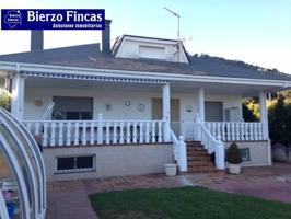 Chalet en venta en Congosto, Congosto photo 0