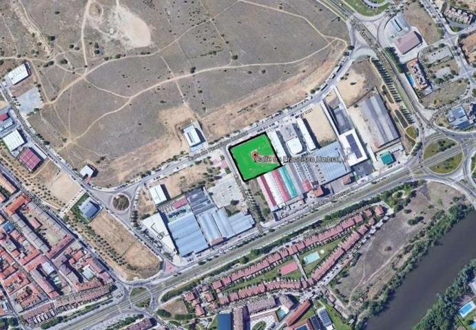 Terreno en venta en Valladolid, Poligono las raposas photo 0