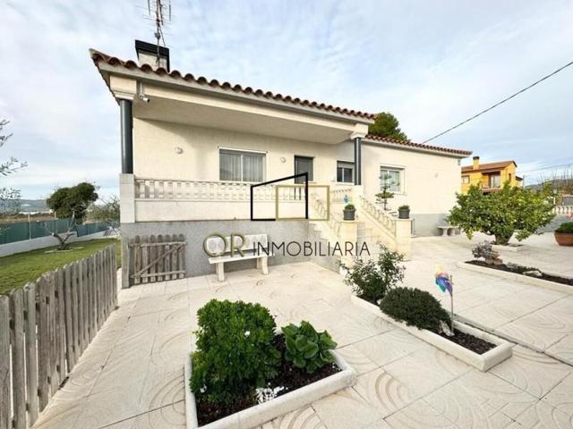 Casa en venta en Llorenç del Penedès, Priorat de banyeres photo 0