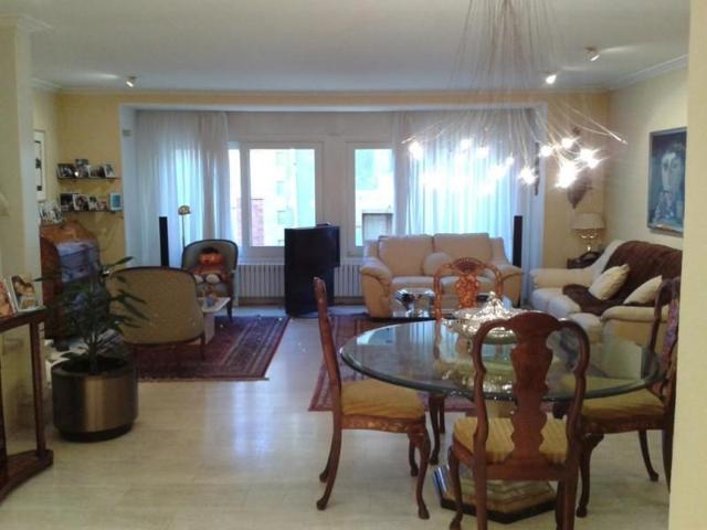 Adosada en venta en Figueres photo 0