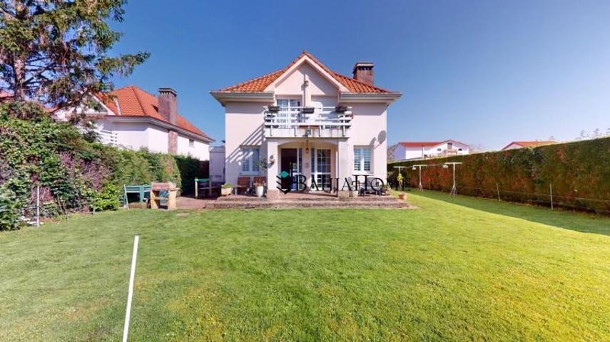 Chalet en venta en Santa Cruz de Bezana, Sancibrián photo 0