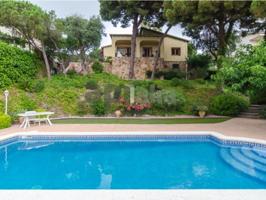 Chalet en venta en Lloret de Mar photo 0