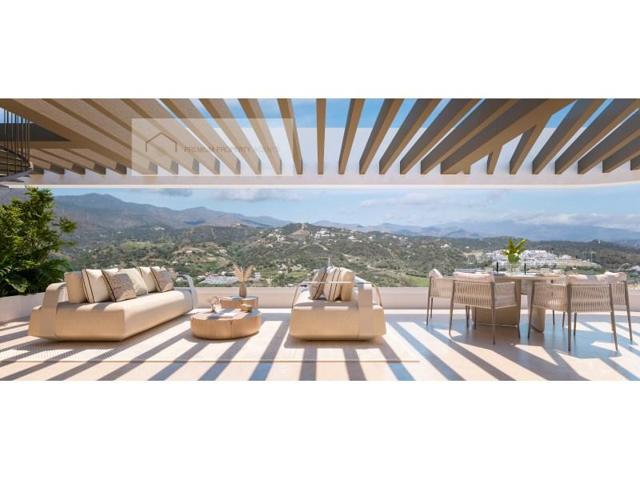 Apartamento en venta en Estepona photo 0