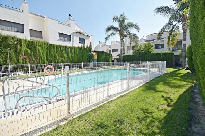 Adosada en venta en Jerez de la Frontera, El Altillo photo 0