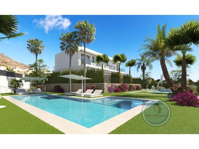 Casa en venta en Finestrat photo 0