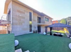 Casa en venta en Moaña, Meira photo 0