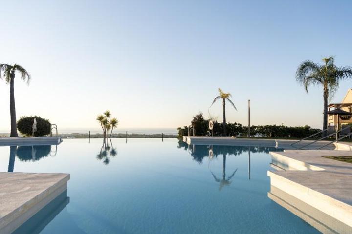 Apartamento en venta en Benahavís, Hacienda del Señorio de Cifuentes photo 0