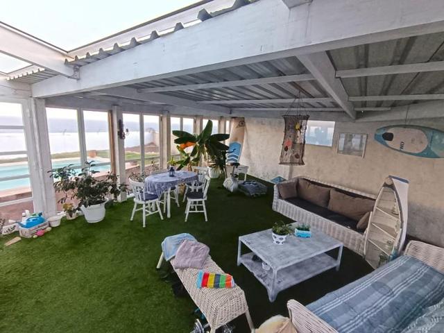 Chalet en venta en Arico, Tajao photo 0