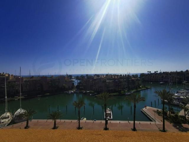 Apartamento en venta en Sotogrande, Marina Sotogrande photo 0