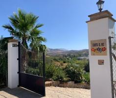 Chalet en venta en Alora, Álora photo 0