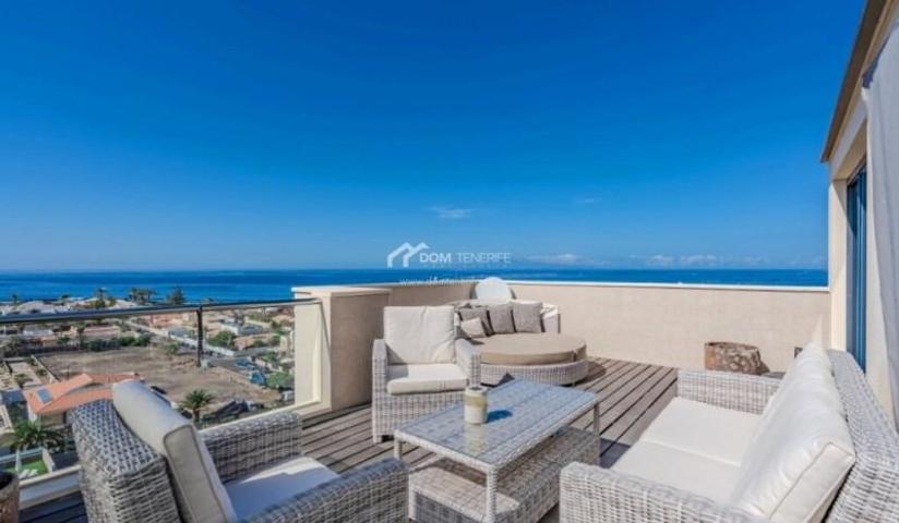 Piso en venta en Arona photo 0