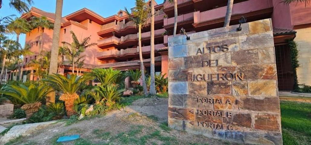 Aticos en venta en Benalmádena, Benalmádena Pueblo photo 0