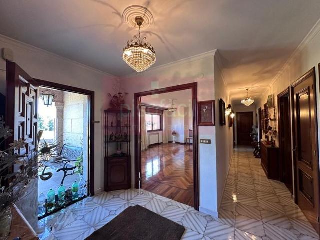 Casa en venta en Lugo photo 0