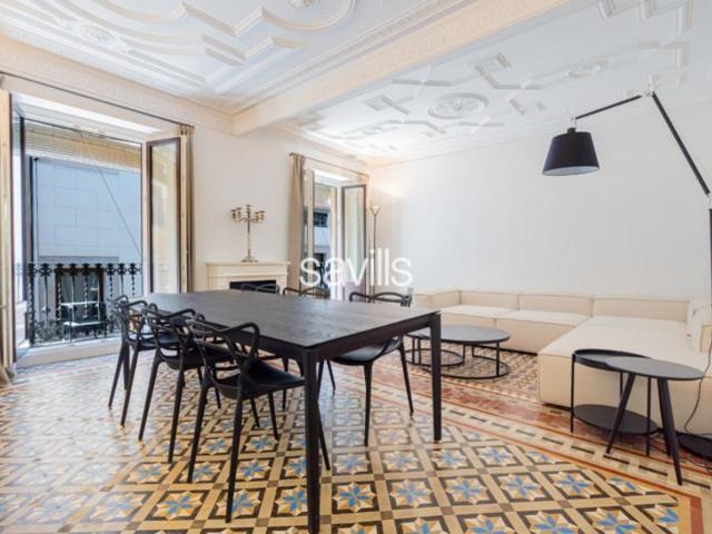 Apartamento en venta en Barcelona, Barri Gòtic photo 0