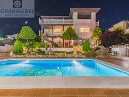 Chalet en venta en Albolote photo 0