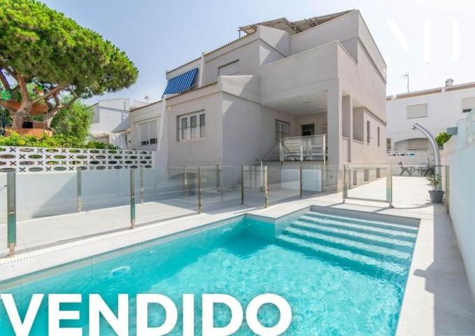 Chalet en venta en Almería, Vega de Acá - Nueva Almería - Cortijo Grande photo 0