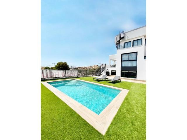 Chalet en venta en Algorfa photo 0