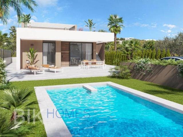 Chalet en venta en Vera photo 0