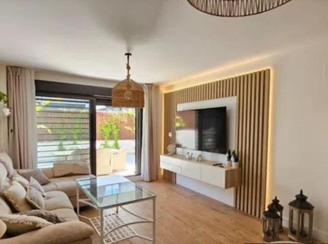 Planta baja en venta en Córdoba, Noreña - Turruñuelos photo 0