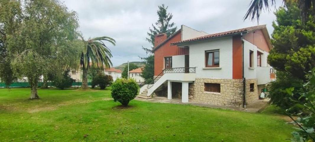 Casa en venta en Polanco, Requejada photo 0