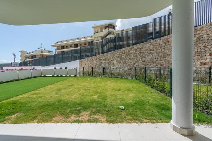 Piso en venta en Fuengirola, El Higuerón photo 0