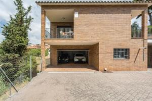 Casa en venta en Sant Fost de Campsentelles, Sant Fost Residencial photo 0