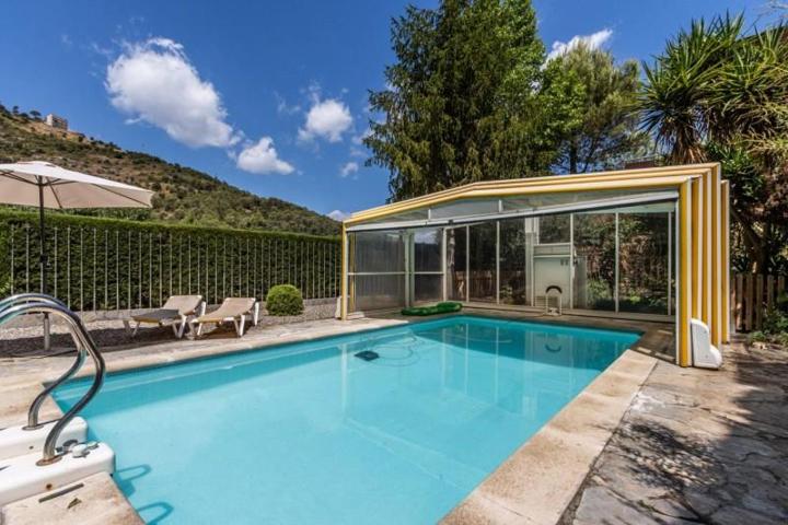 Adosada en venta en Castellar del Vallès, Castellar photo 0