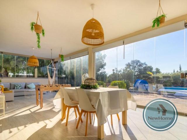 Chalet en venta en Crevillent photo 0