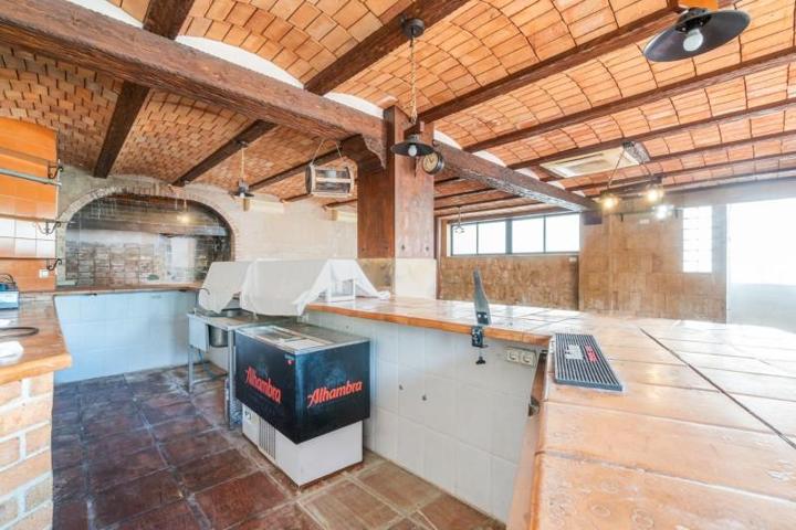 Local comercial en venta en Torrevieja, Los altos photo 0