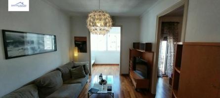 Piso en venta en Barcelona, Camp d en Grassot i Gràcia Nova photo 0
