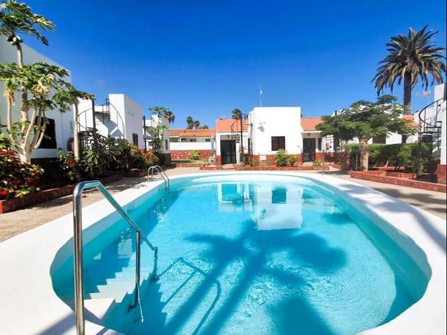 Bungalow en venta en San Bartolomé de Tirajana, Playa del Ingl&eacute;s photo 0