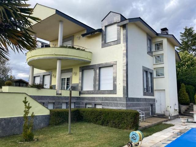 Chalet en venta en Valdefresno, Las Lomas photo 0