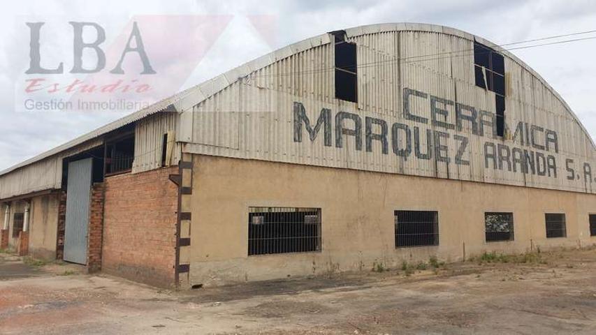 Local comercial en venta en Bailén, Travesia N-iv photo 0