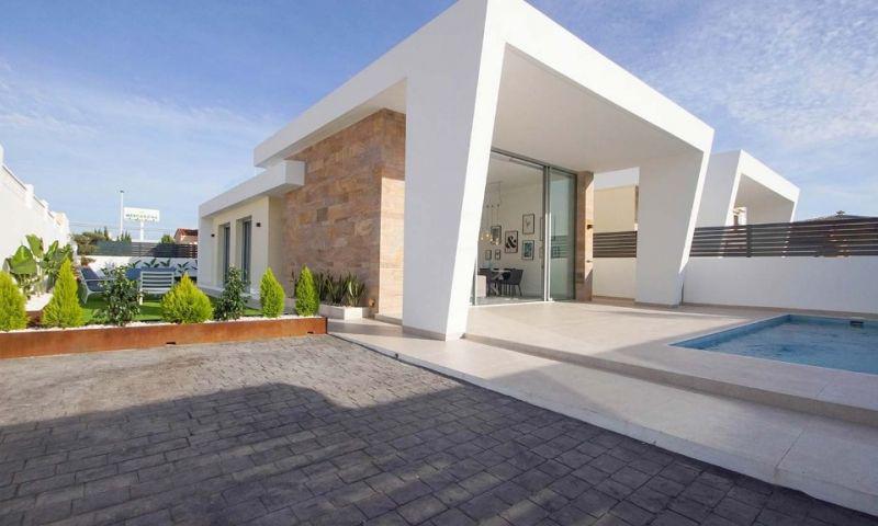 Chalet en venta en Torrevieja, Torreta florida photo 0