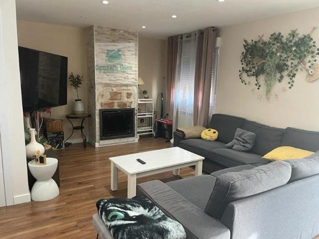 Chalet en venta en Fuenlabrada photo 0