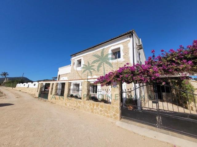 Casa en venta en Oliva photo 0