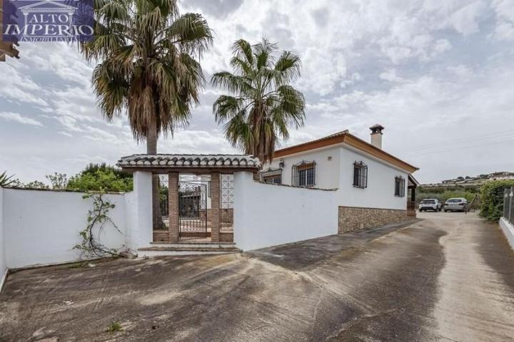 Casa con terreno en venta en Moraleda de Zafayona, Moraleda de Zafayona photo 0
