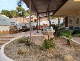 Chalet en venta en Pilar de la Horadada, Baix Segura photo 0