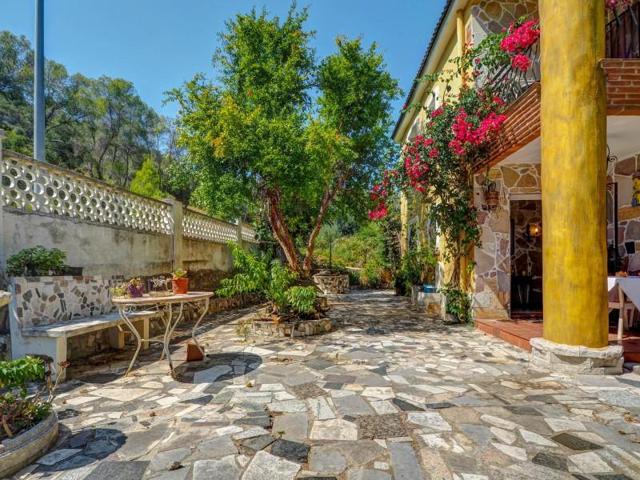 Casa en venta en Sant Pere de Ribes, Mas Alba-Can Lloses photo 0