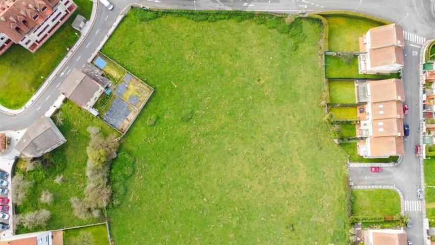 Terreno en venta en Noreña, Northern spain photo 0