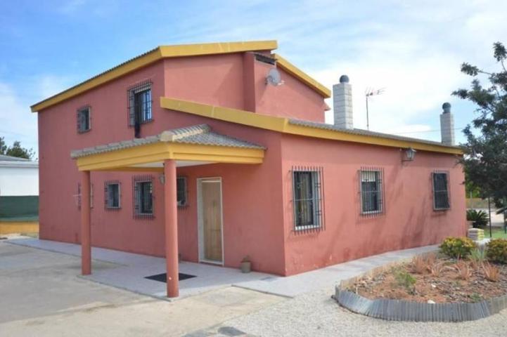 Chalet en venta en Elche, Altabix photo 0